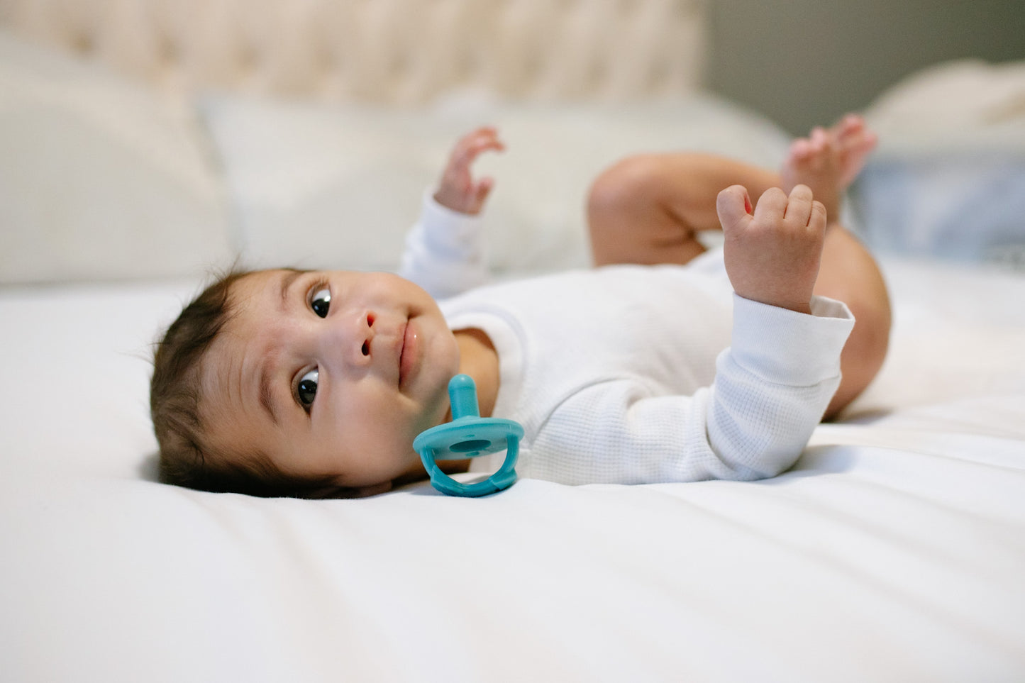 Sweetie Soothers Pacifier Set, Peacock Blue Arrows