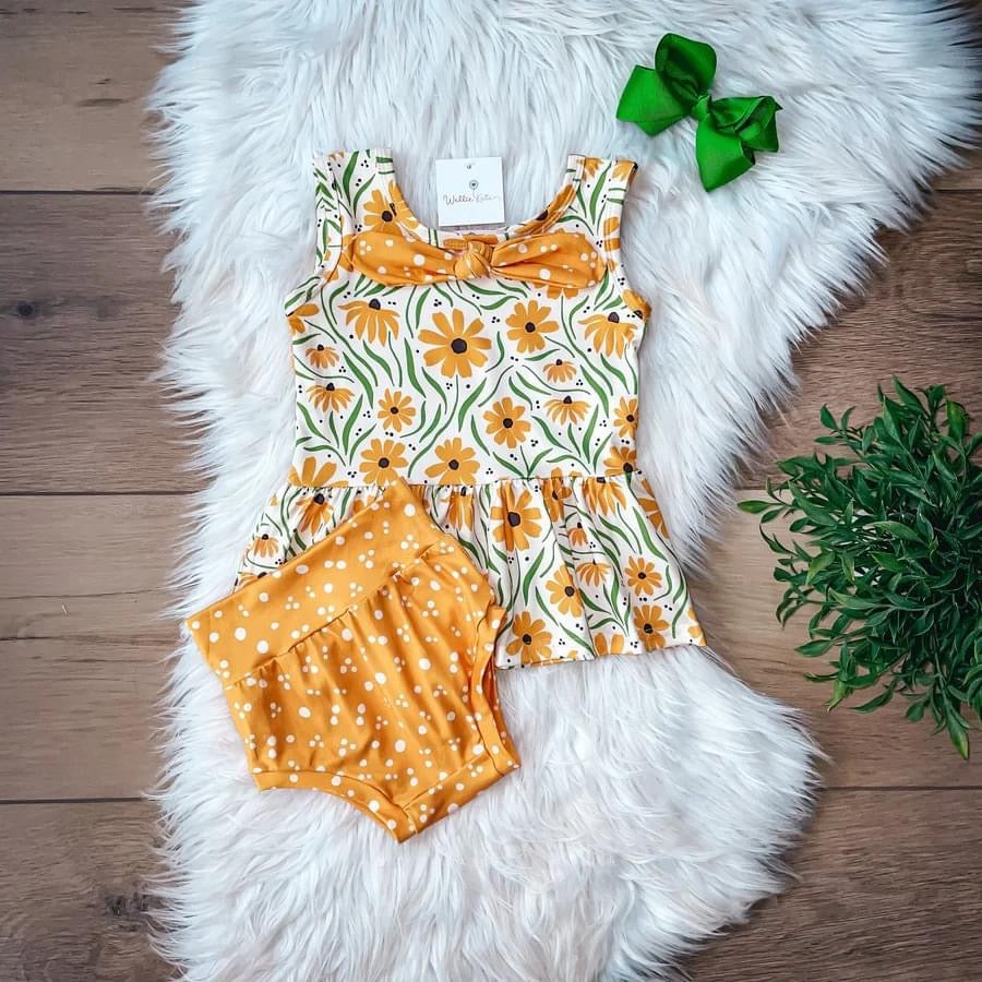 Black Eyed Susans Bummie Set